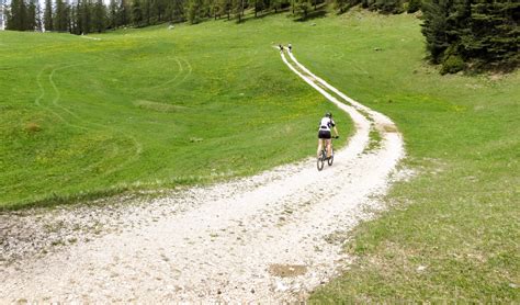 mtb prada alta rifugio fiori|Verso il Rifugio Fiori del Baldo: percorsi e itinerari MTB .